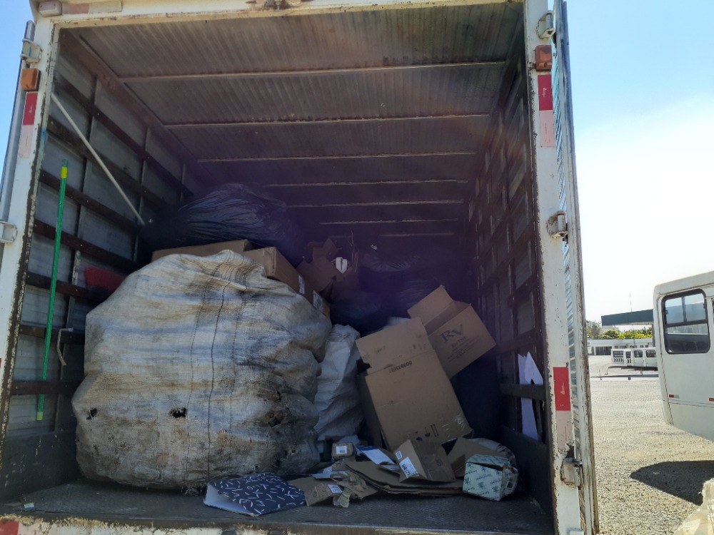 Coleurb arrecada 580 kg de materiais recicláveis e alimentos durante a Semana Lixo Zero