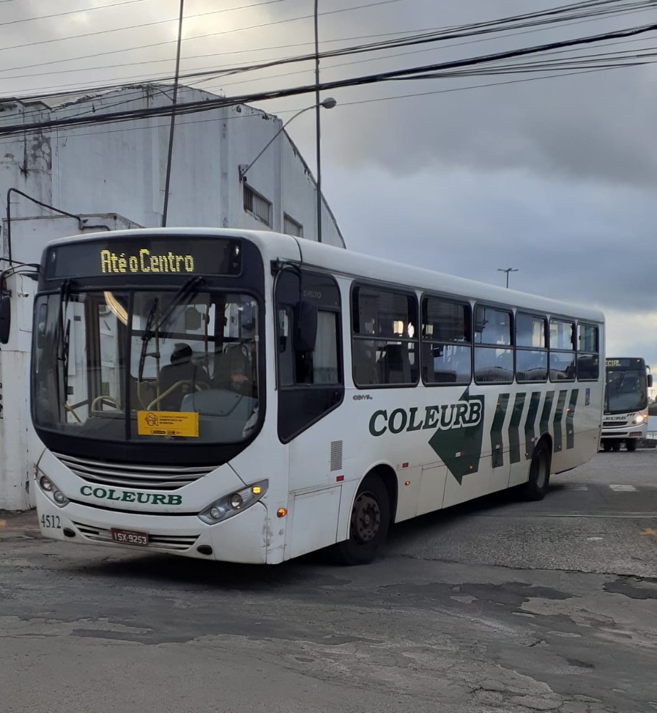 Os ônibus da Coleurb estão em circulação nesta sexta (10)